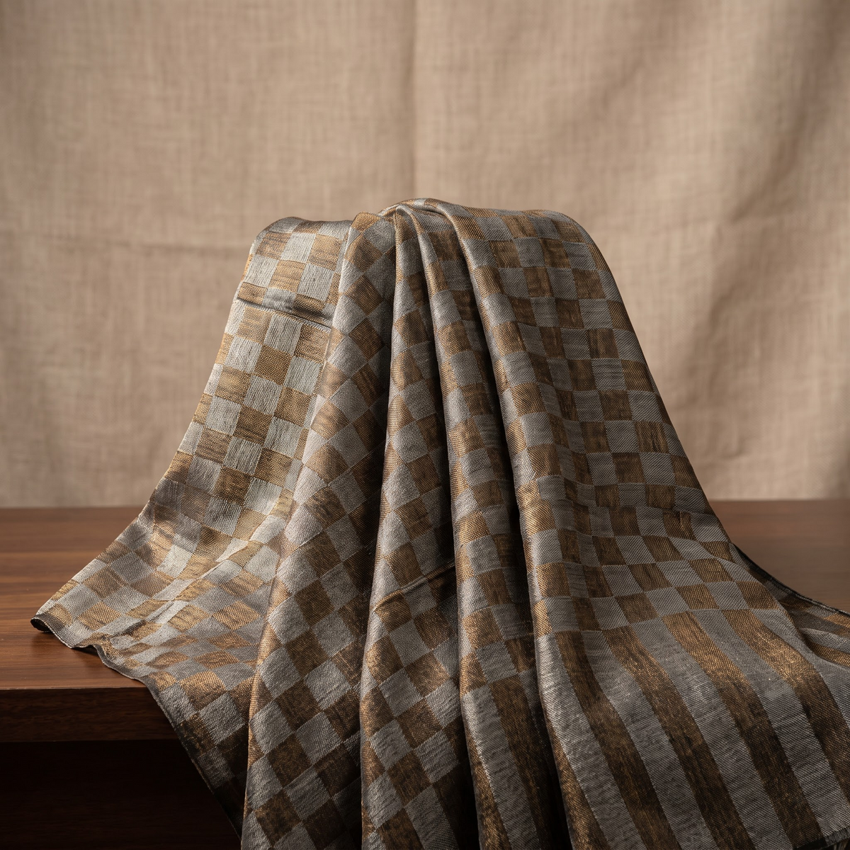 Stole Zari Check – Elegant Zari Check Stole | AM SHAWLS