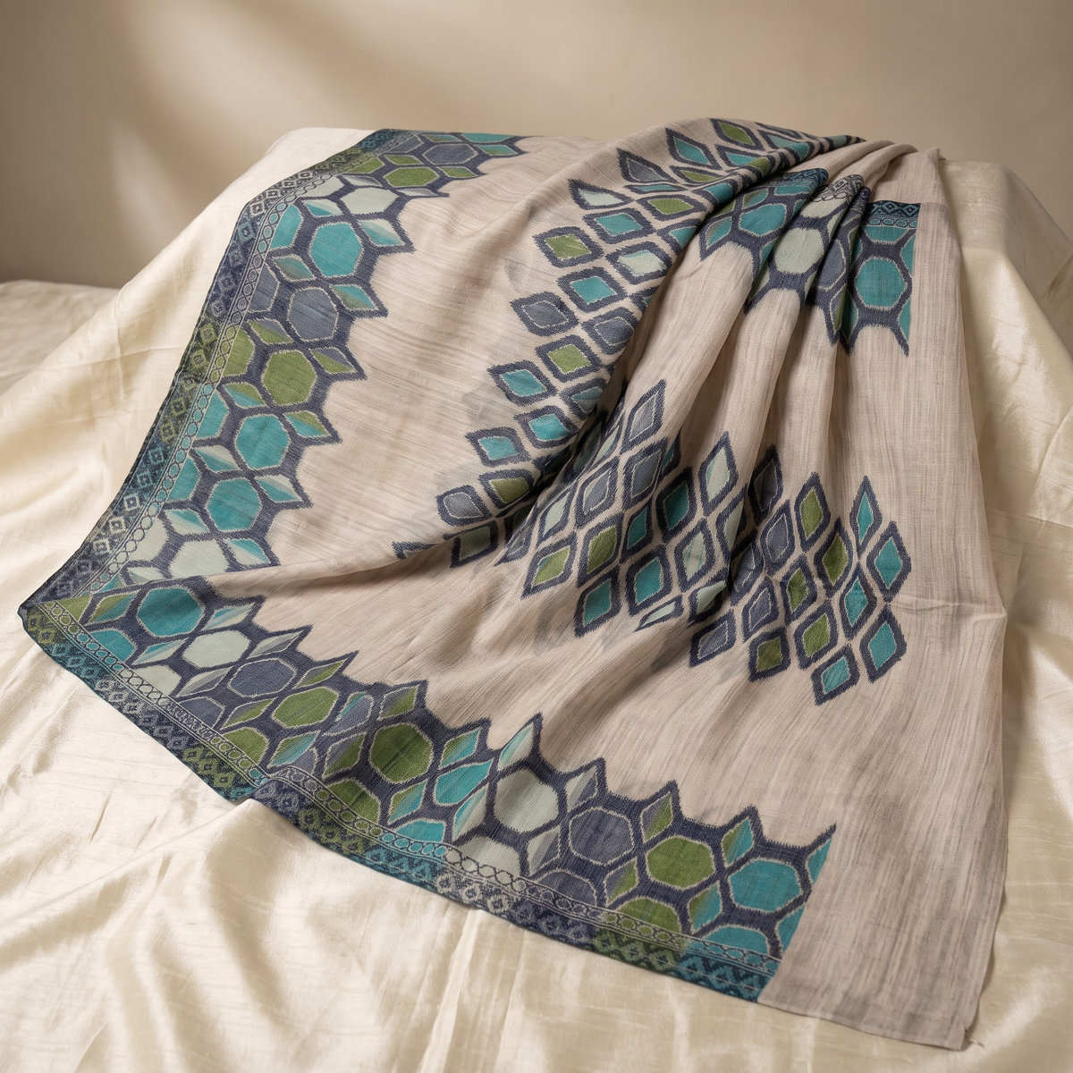 Fine Wool Ekat Stole – Premium Unisex Designer Stole | 0579